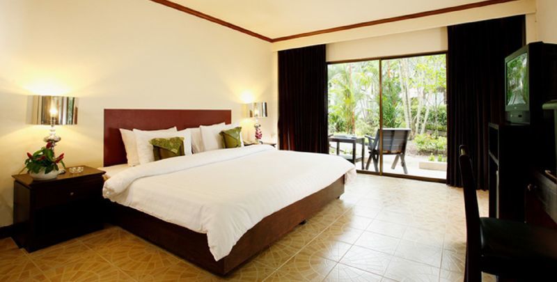 Bamboo Beach Hotel & Spa Patong Eksteriør bilde