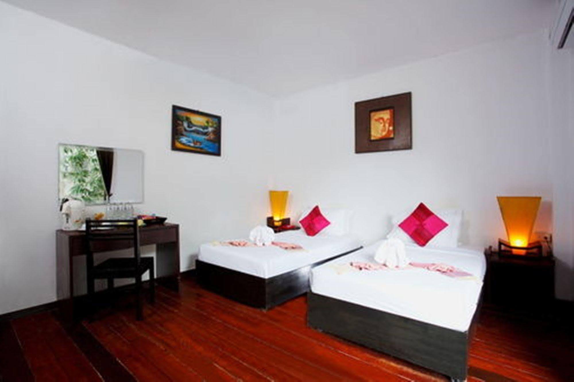 Bamboo Beach Hotel & Spa Patong Eksteriør bilde