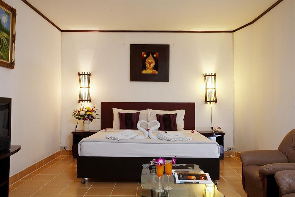 Bamboo Beach Hotel & Spa Patong Eksteriør bilde